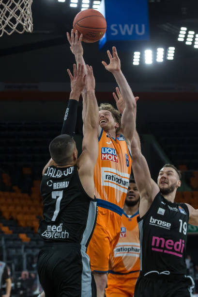 参与到这一 参与到这一